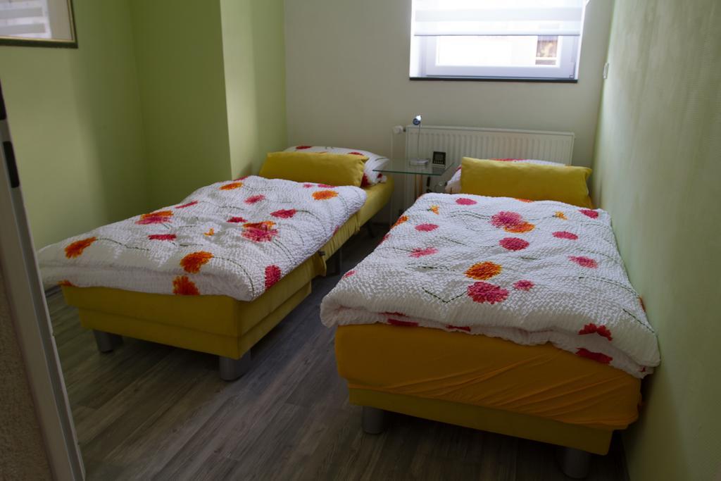 Ferienhaus Borneich Schwalbach Εξωτερικό φωτογραφία